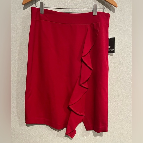 Elegant Red Ruffle Skirt - Picture 1 of 6